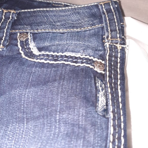 Woman`s Silver Frances 22" Jeans. - Picture 4 of 9